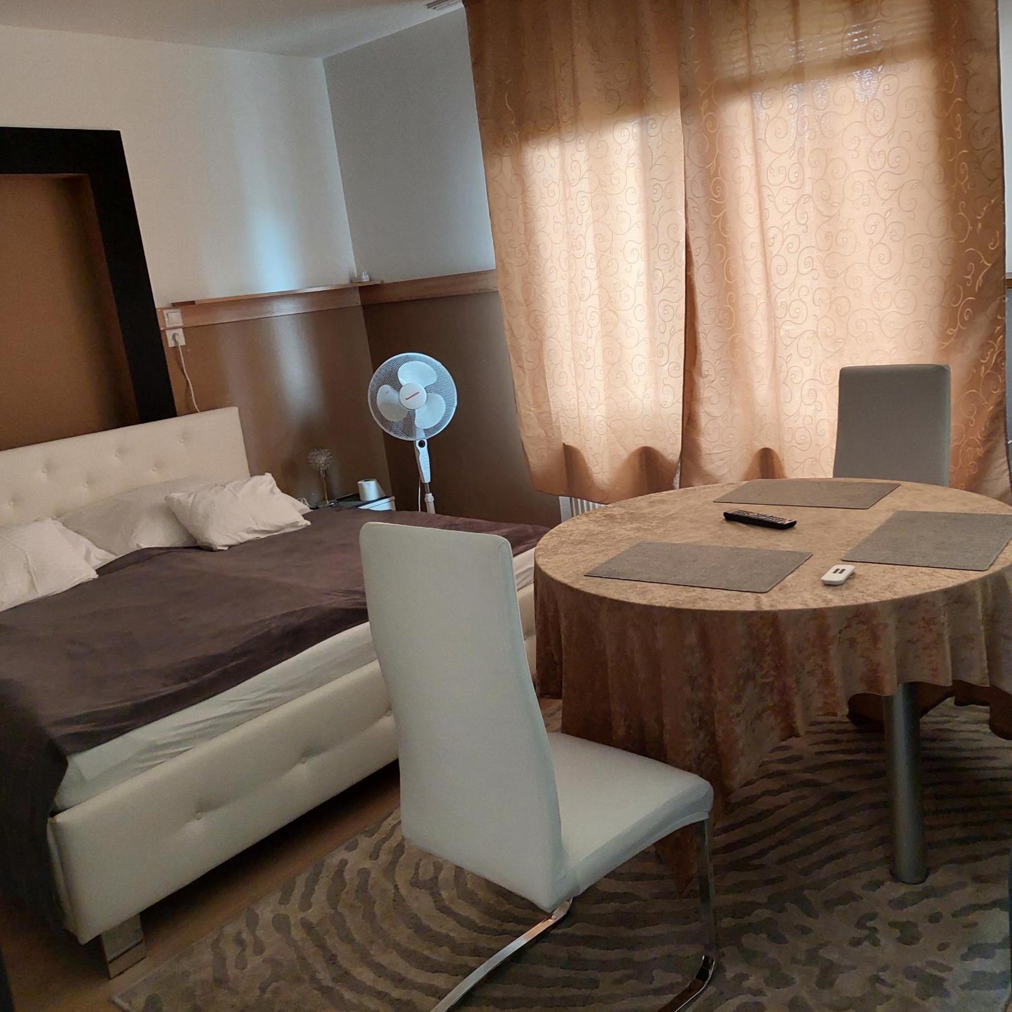 Ujszeged Apartman Dış mekan fotoğraf