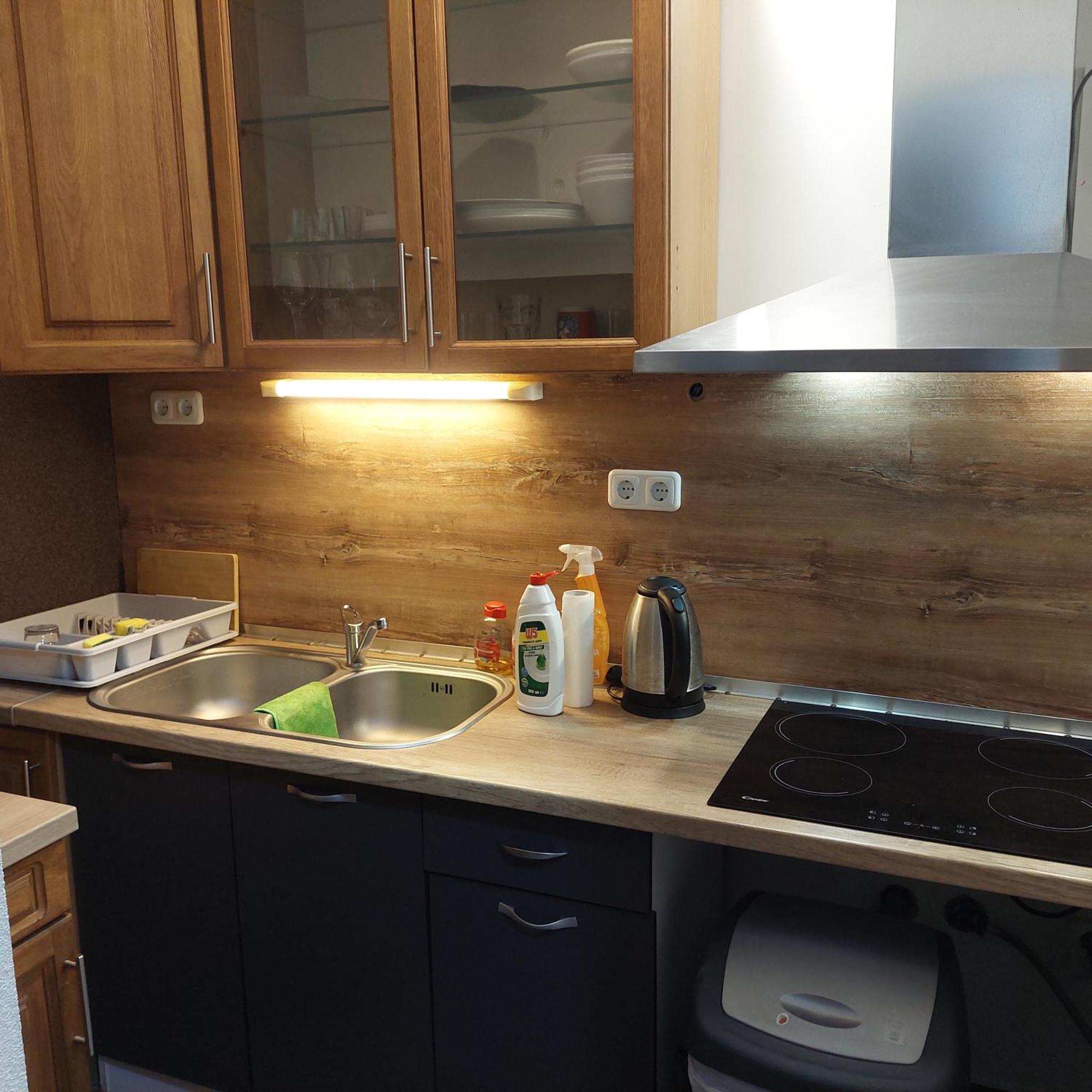 Ujszeged Apartman Oda fotoğraf